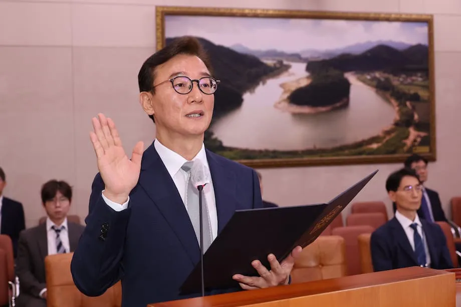 韩国积极布局北极航线：机遇、挑战与全球影响