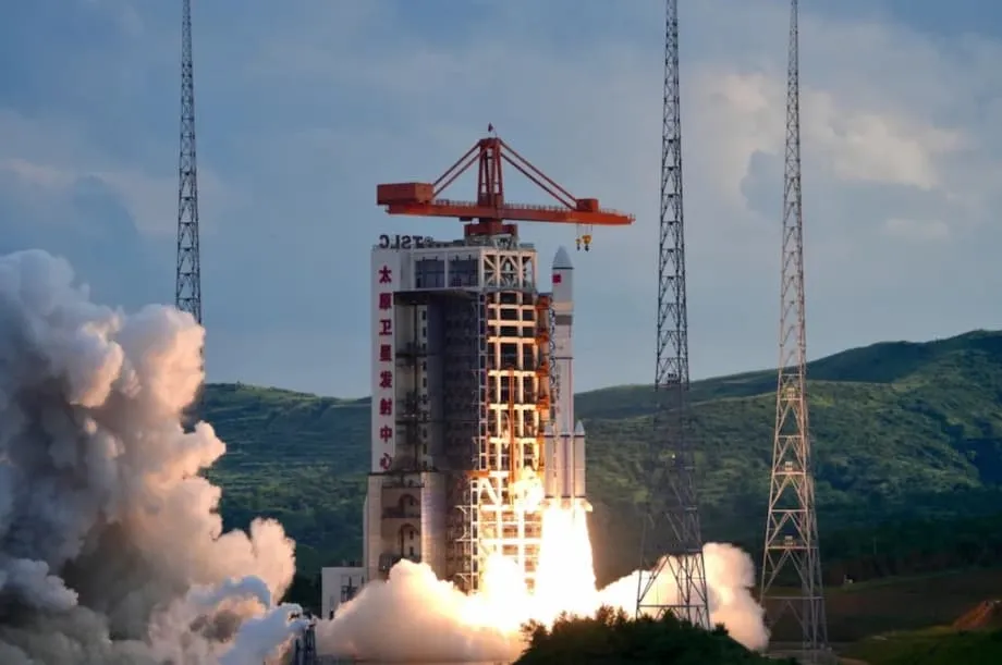 中国扩大国网卫星星座：雄心、挑战与太空互联网竞赛