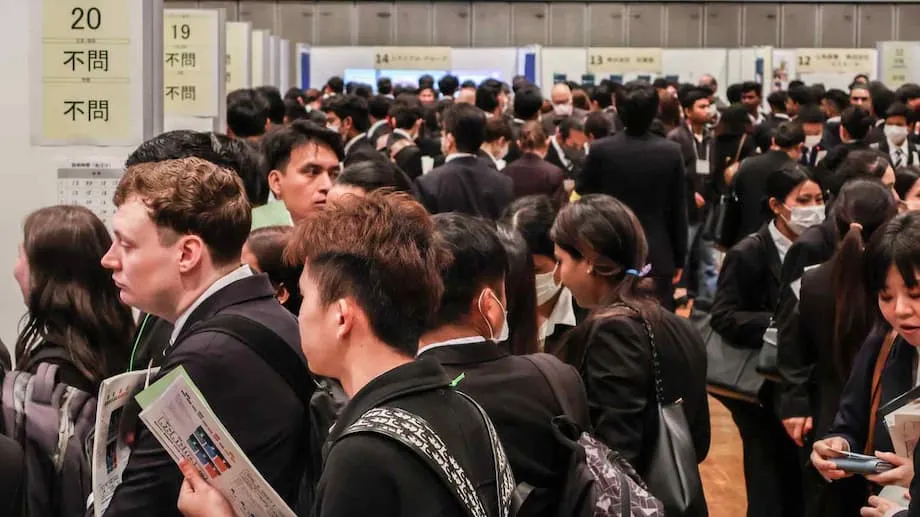 日本培育全球人才的挑战：政策、进展与未来之路