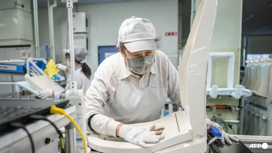 日本TOTO推出二维码公厕查询服务，实时查看拥挤程度