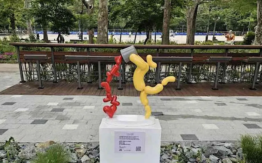 2025年雕塑席卷首尔：公园与汉江沿岸变身全市露天展馆