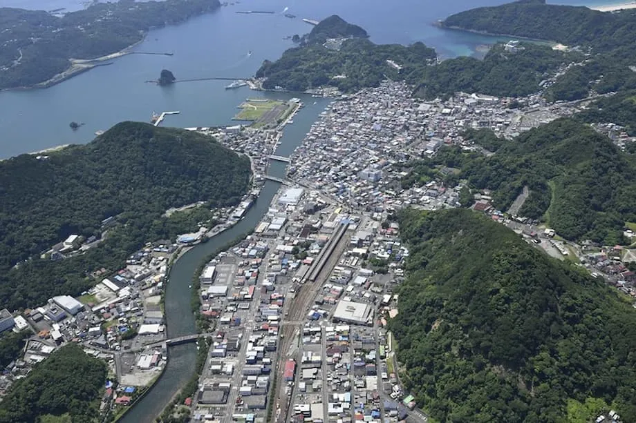 日本将南海海槽特大地震风险评估上调至60%至90%，强调做好准备