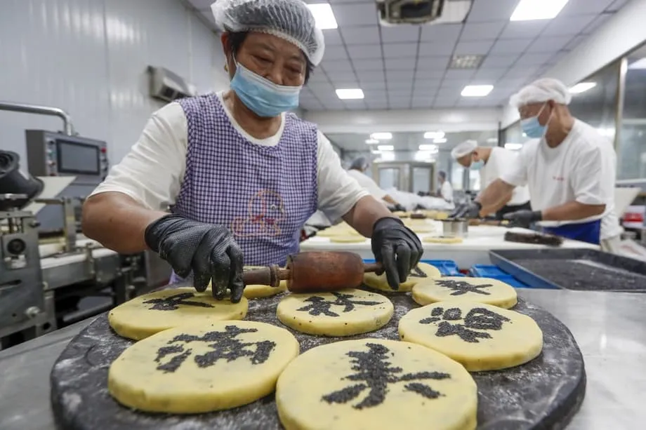 紧缩开支冲击中国中秋传统，月饼销量下滑