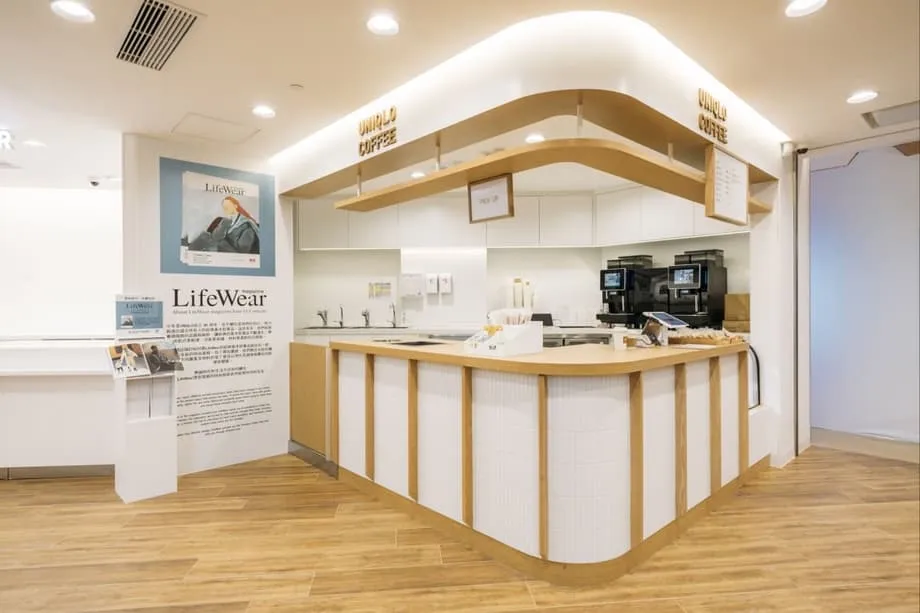 香港时尚品牌为何纷纷开设咖啡馆，吸引顾客回流