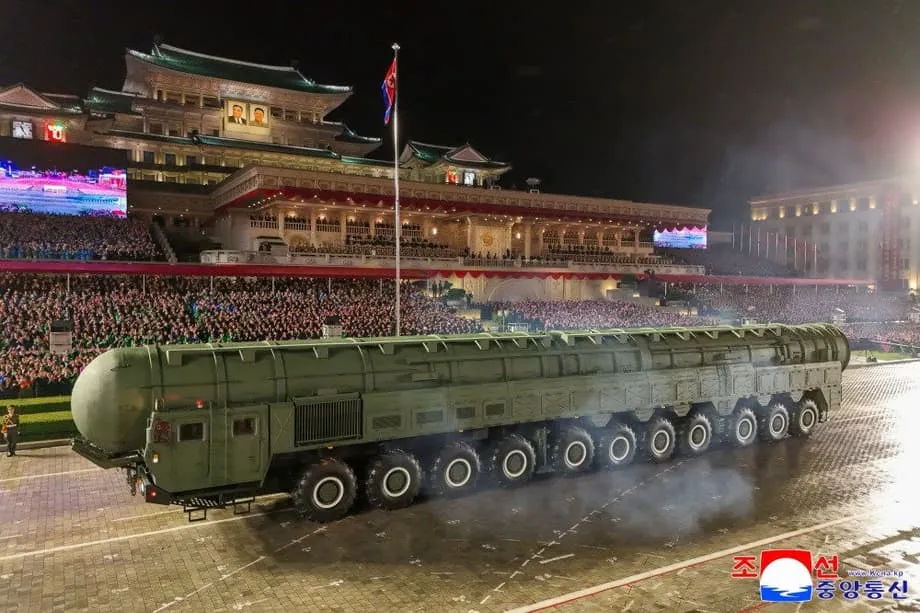 朝鲜阅兵式聚焦高超音速导弹与洲际导弹