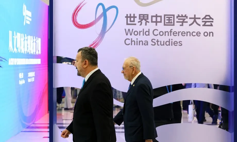 全球学者齐聚上海，重新审视中国研究与现代化