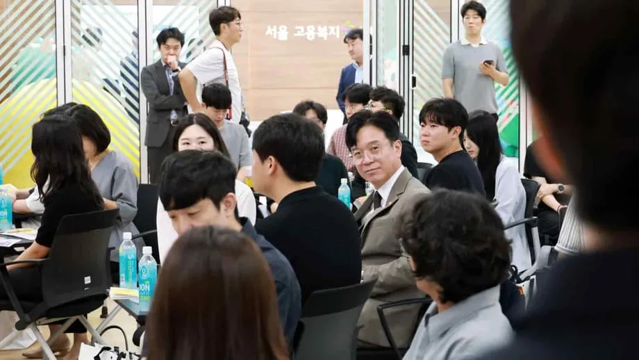 韩国闲置青年人数激增
