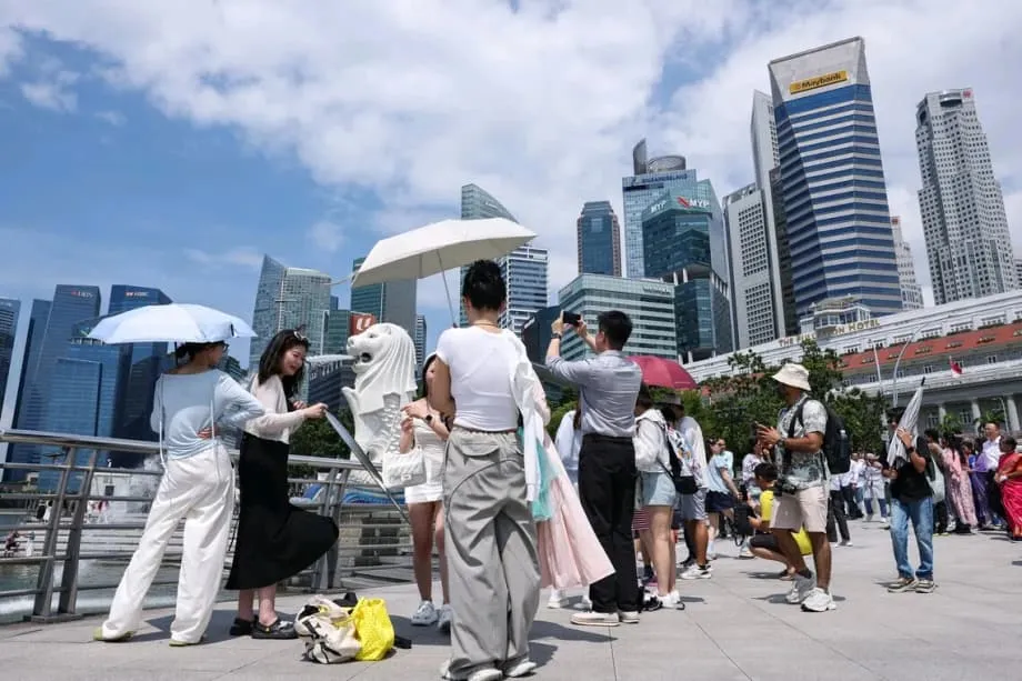 为何中国游客对新加坡的评价褒贬不一