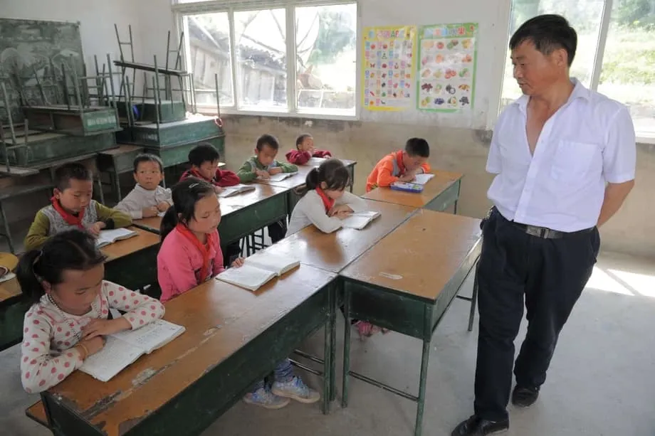 中国动员退休教师缩小城乡教育差距