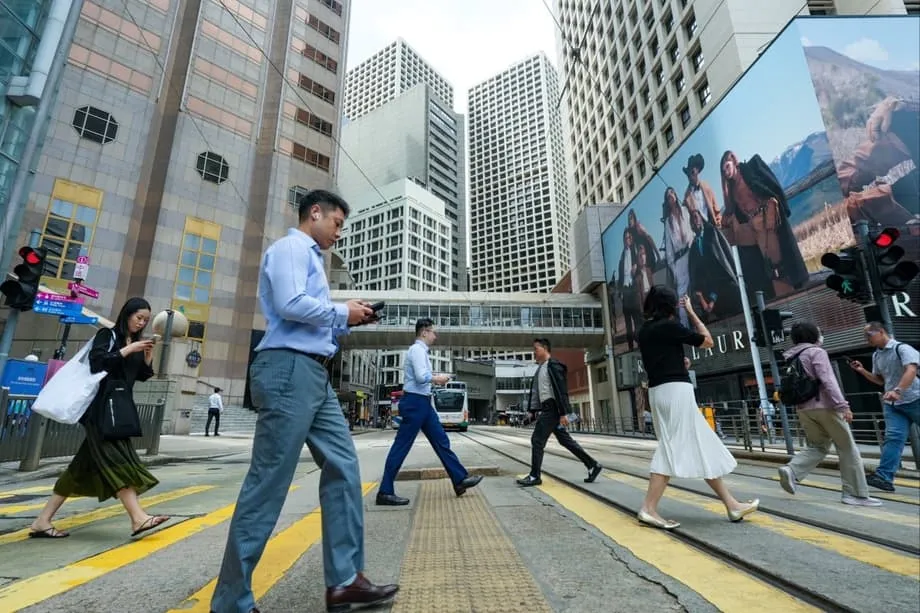 德勤中国承诺投资5亿港元并招聘1,000人，助力香港金融科技、人工智能和资本市场发展