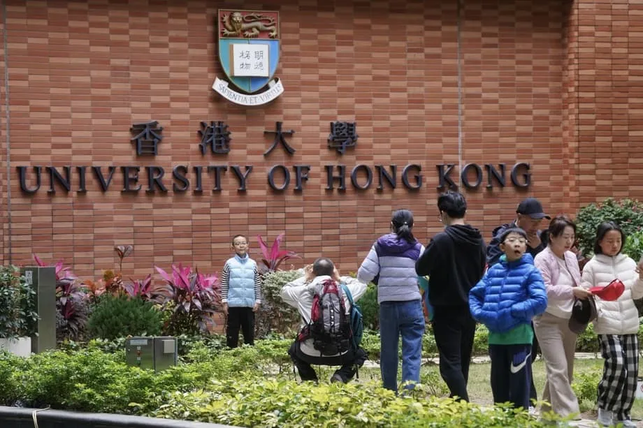香港大学重返亚洲大学排名榜首