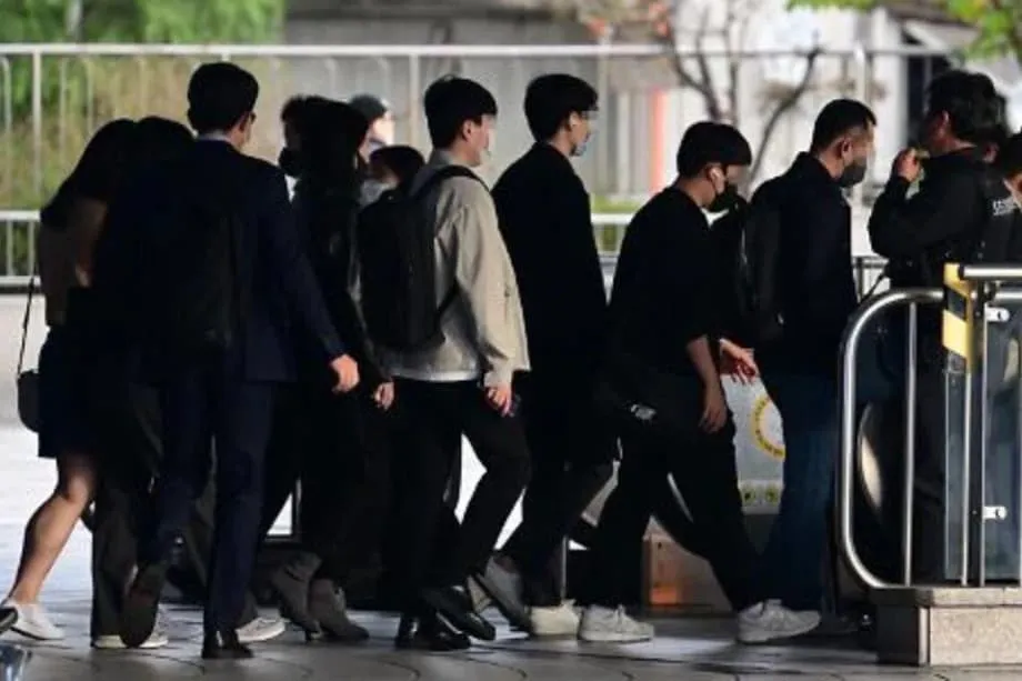 韩国三分之二劳动者下班后仍被联系，“离线权”立法陷入停滞