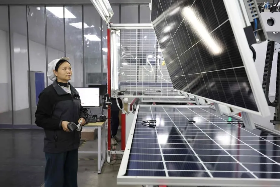 中国公布雄心勃勃的能源安全战略，旨在保护经济并实现气候目标