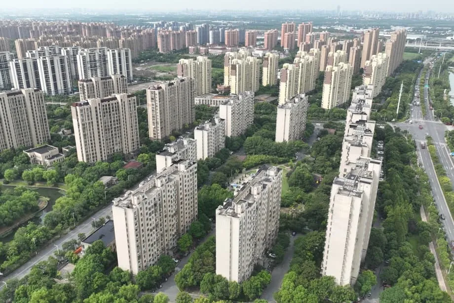 中国二手房市场显现复苏迹象，主要城市3月销量大幅攀升