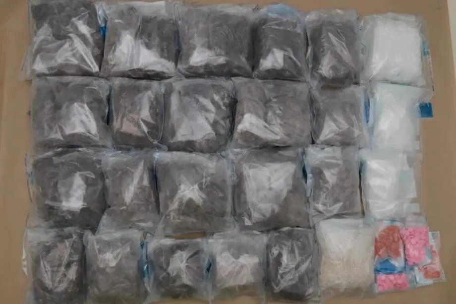新加坡不顾国际强烈反对与家庭悲剧，处决一名大麻走私者