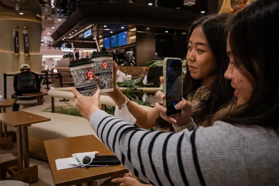 美国品牌失势之际，中国赢得印尼年轻人青睐